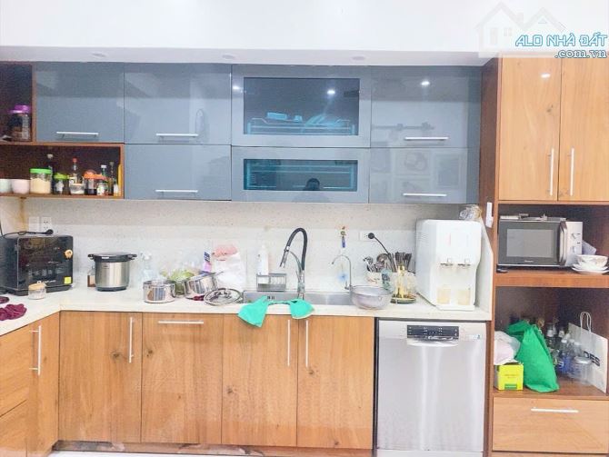 Nhà Phân lô cán bộ Trần Đăng Ninh Phú La, 42m 4 tầng vỉa hè, ô tô tránh đỗ. Giá chào 13 tỷ - 3