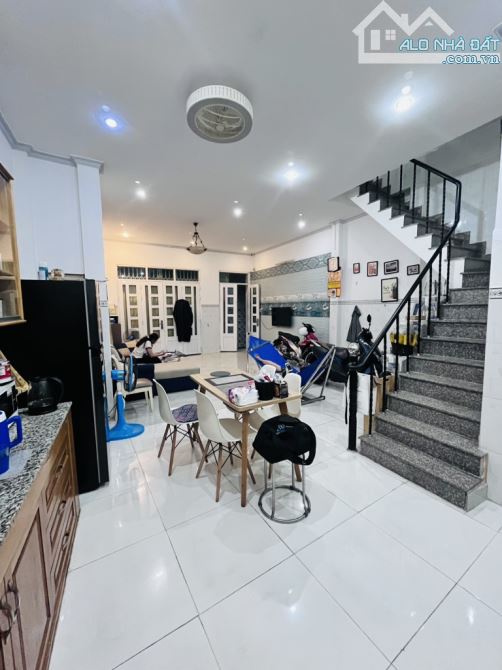 Nhà phố 2 Tầng hẻm Phạm Thế Hiển, Quận 8 - Tận hưởng cuộc sống an yên tại - 3