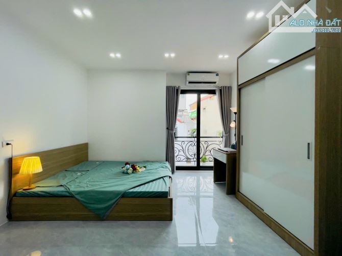 💥💥GIẢM CHÀO 2 TỶ - TÒA NHÀ 10 TẦNG 7 CHỖ ĐỖ CỬA CẦU GIẤY - CHO THUÊ 4 TỶ/NĂM - 3