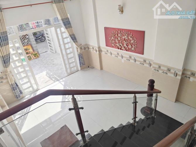 Bán nhà trệt lầu trục chính hẻm 388 Nguyễn Văn Cừ - 3