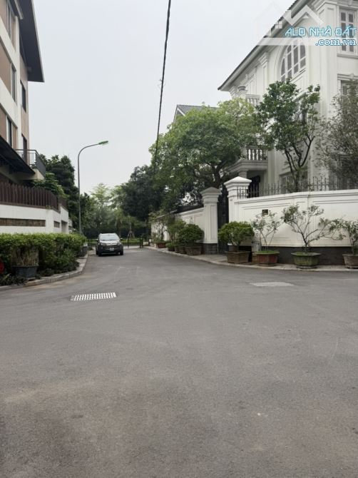 Bán nhà Tư Đình Long Biên - 61m2 xây 8 tầng , thang máy gara ôtô thiết kế hiện đại tỉ mỉ đ - 3
