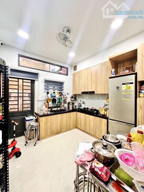Nhà Đẹp Phú Nhuận- Hẽm Xe Hơi 4m - 4 Tầng - 50m2 - Gần Mặt Tiền - Chỉ 10,9 Tỷ - 3