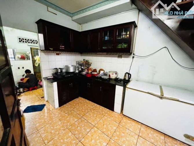 Bân nhà 200m2 Biệt thự 2 mặt tiền Dương Công Khi Tân Hiệp Hóc Môn - 3