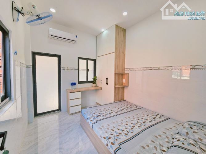 CHỈ NHỈNH 3🌹 CÓ NGAY NHÀ MỚI ĐẸP - 60M2 SD- FULL NỘI THẤT - NGAY VINCOM QUANG TRUNG - 3