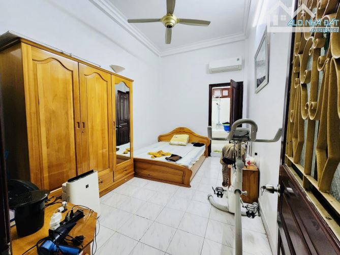 BÁN NHÀ PHỐ LÊ QUÝ ĐÔN- Q. HBT  NHÀ ĐẸP- HAI MẶT NGÕ- 5m RA PHỐ- 56m2- 4 TẦNG- 11.95 TỶ - 3