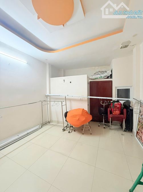 HẺM 6M THÔNG NHÀ 3 TẦNG MỚI ĐẸP - HƯƠNG LỘ 2 - GIÁP TÂN PHÚ - 50M2 - SỔ ĐẸP HOÀN CÔNG ĐỦ - 3