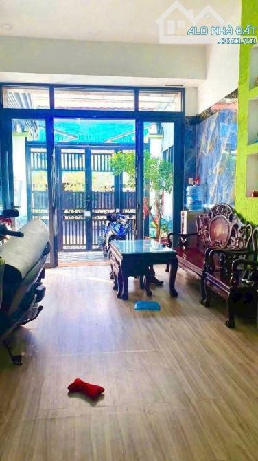 🔥[TÂN PHÚ] MẶT TIỀN ĐƯỜNG ĐỘC LẬP - 4 TẦNG ĐÚC, 4M X 20M - CHỈ 11 TỶ HƠN. - 3