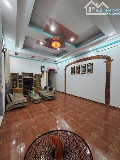 nhà 1 lầu 1 trệt 163m2 8ty3 TL MT đường Thủ Khoa Huân, P.An Thạnh - 3
