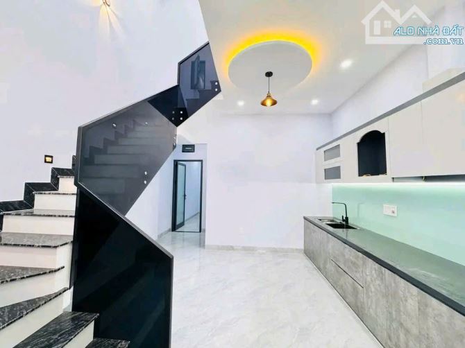 NỢ CỜ BẠC EM CẦN TIỀN TRẢ NỢ BÁN GẤP NHÀ LẦU SỔ SẴN CHỈ 700TR NHẬN NHÀ NGAY - 3