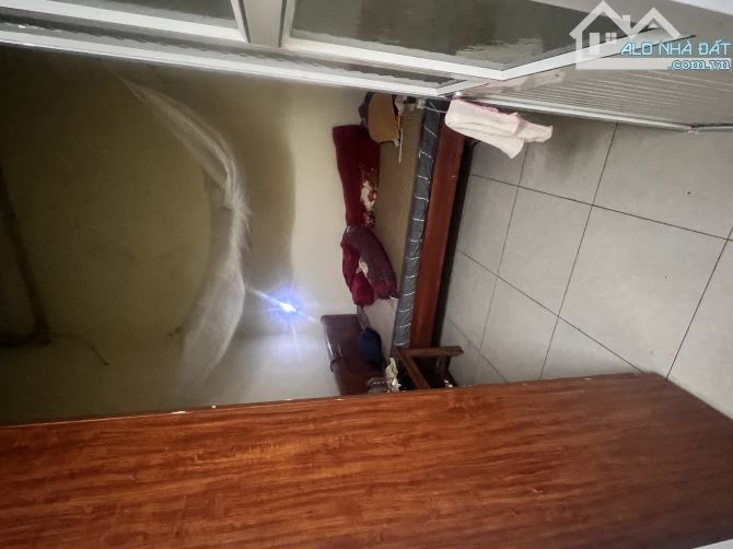 CC/ Chính chủ gửi bán căn nhà 1 tầng ngõ phố Việt Hoà thược khu 7 Việt Hoà TPHD. Dt55,9m - 3