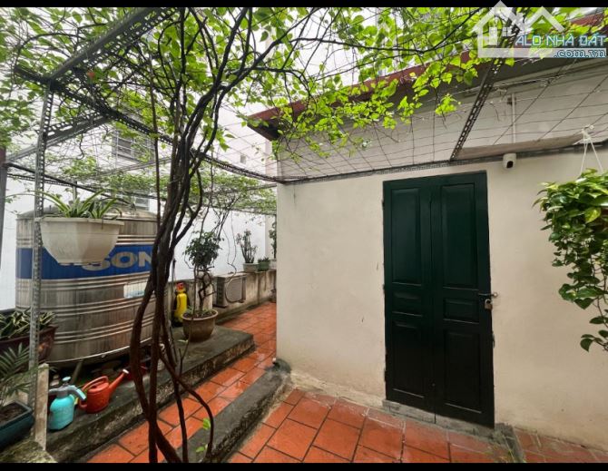 NHÀ QUÁN THÁNH 85m2 - QUÁ ĐẸP ĐỂ XÂY TÒA APARTMENT HOẶC CĂN BIỆT THỰ! - 3