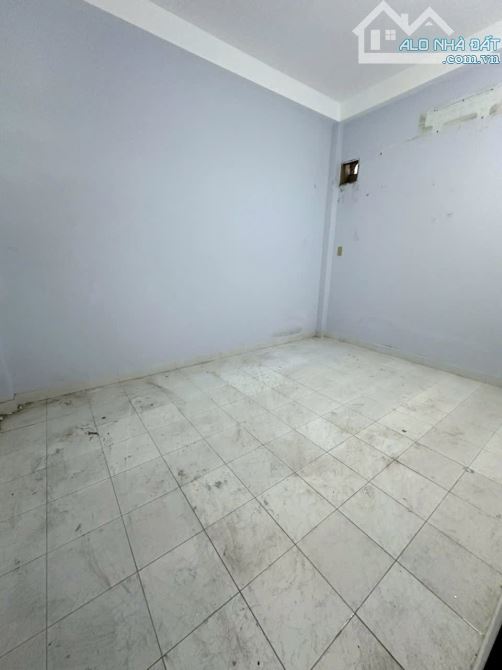 Bán nhà mặt phố quận 6 - Khu vip bình phú - Sơn phết lại mới tinh 12,8 tỷ - 3