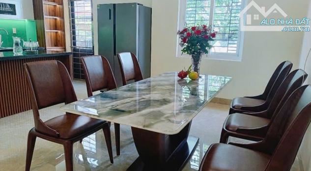 Biệt Thự 3 tầng 2 mặt tiền trước sau thông Phạm Văn Đồng chỉ 11,x tỷ - 3