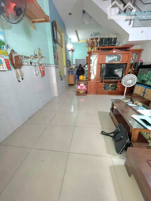 Bán nhà Phạm Đăng Giảng, gần Lê Trọng Tấn, Tân Phú, 53m² - 4x14 - 2 tầng, chỉ hơn 4 tỷ - 3