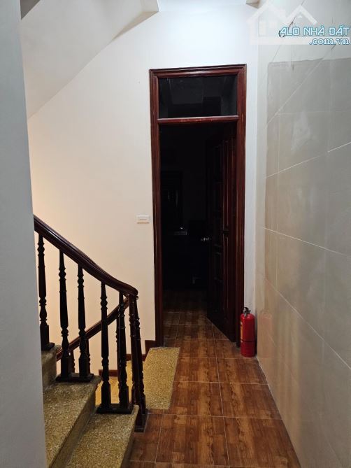DUY NHẤT-PHỐ THÁI THỊNH - NHÀ ĐẸP Ở NGAY -50m x 4TẦNG - 3