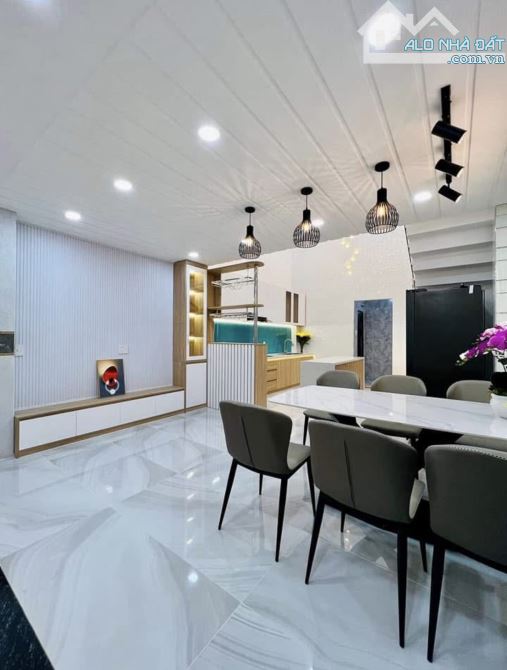 GIẢM SÂU 800TRIỆU!BÁN GẤP NHÀ HOA SỨ,PHÚ NHUẬN-GIÁ:3,89TỶ/63m2(4,5x14m).ĐANG CHO THUÊ - 3