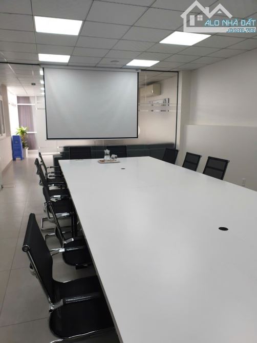 Cho thuê Building Mặt tiền Bạch Đằng, P2, Q.Tân Bình - DT 6x18m, Hầm 6lầu, Thang máy, PCCC - 3