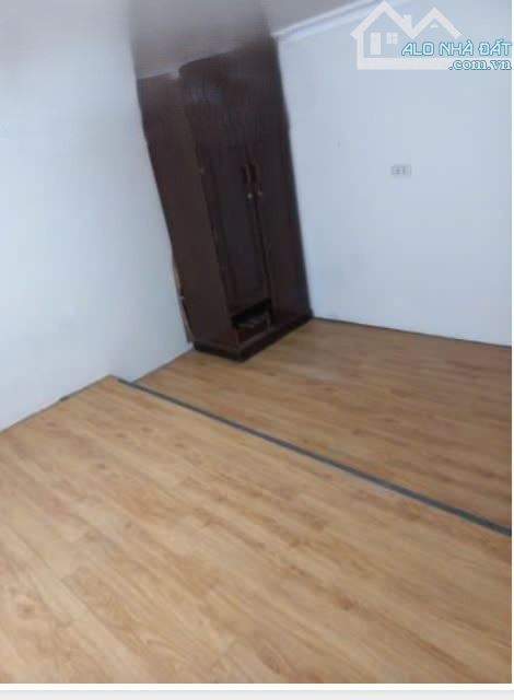 Cho thuê nhà ngõ ô tô Phương Mai 3.5 tầng, 30m2, 2 ngủ, chỉ 6.5 Triệu vào ngay - 3