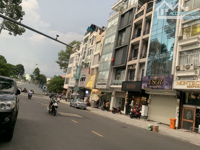 Nguyễn Đình Chiểu Quận 1 Hẻm Bự Kinh Doanh 35m2 Xây 4 Tầng, Khu VIP Đẹp, SĐCC, Chỉ 8.7 Tỷ - 3