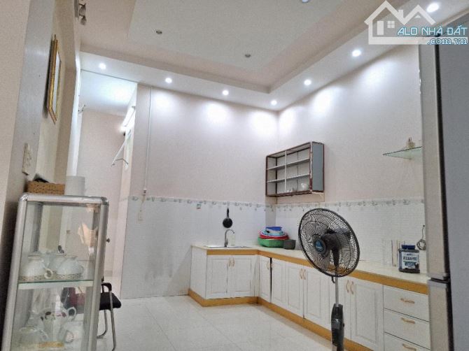 bán biệt thự siêu víp DT180m2 ,bình trưng tây Q2, T Đức Chỉ nhỉnh nhẹ 11 tỷ , - 3