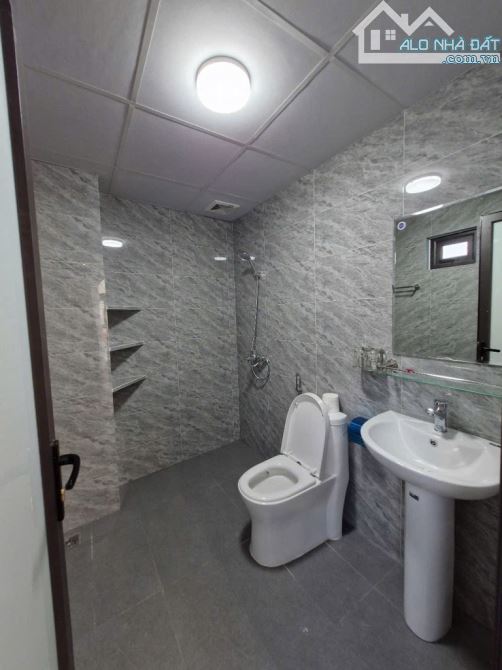 Bán Nhà 5 tầng_ Cổ Bi, Gia Lâm_ Oto vào nhà_ NGÕ THÔNG_ 32m2, MT 4,5m, 5,7 tỷ - 2