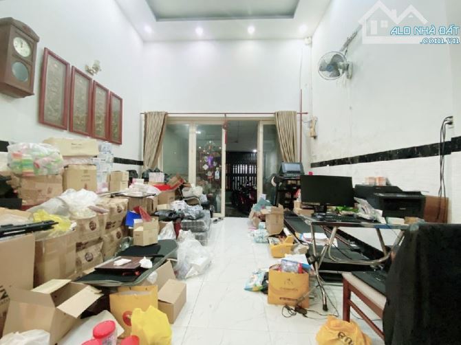 Mặt tiền đường số 9 P.9 GV - 4 tầng 90m2 - Hoàn công đủ - Nhỉnh 11 tỷ - 3