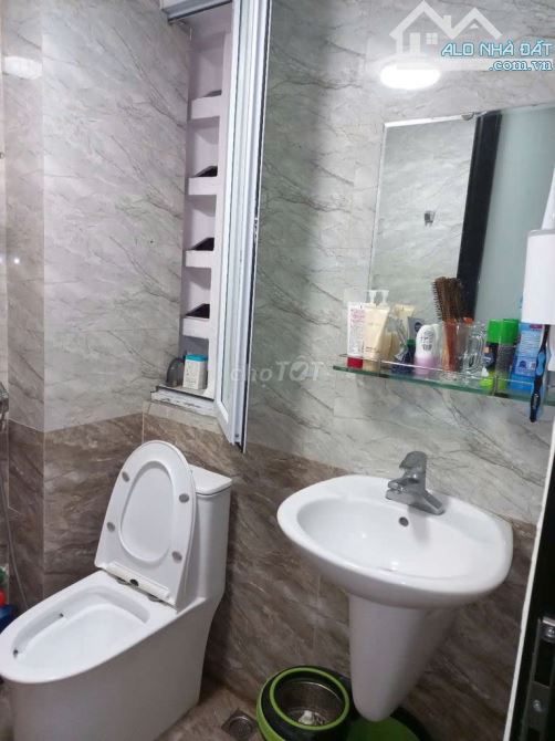 Siêu phẩm nhà riêng Thái Hà. Lô góc 3 mặt thoáng. Ngõ nông,Nhà mới dọn đến ở ngay