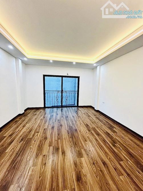 NÀNG THƠ XUÂN LA - 5T ,MT 4,3M - ĐẸP HƠN NGỌC TRINH - FULL NT XỊN - NHỈNH 7 TỶ - 3