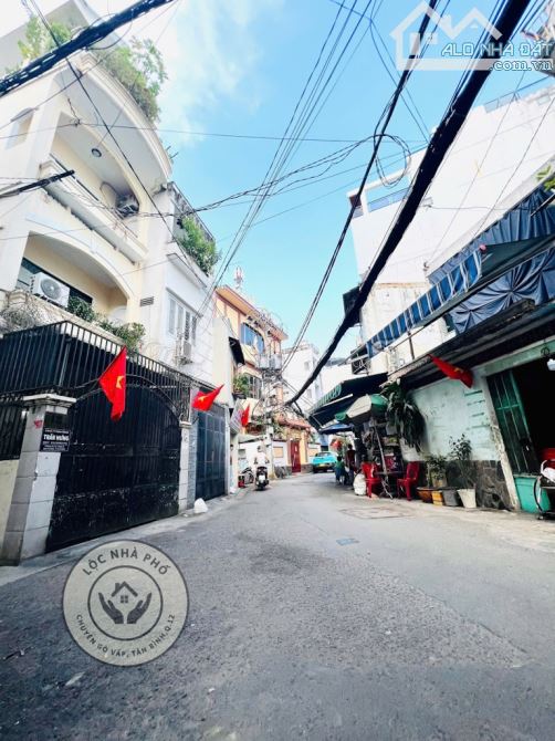 40m2, BÁN GẤP MẶT TIỀN 3 TẦNG, NGUYỄN VĂN TRỖI, P15 PHÚ NHUẬN, NHỈNH 5 TỶ - 3