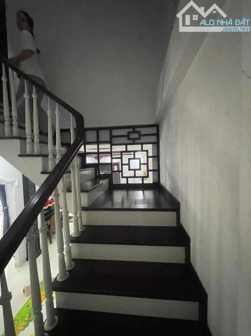 Gần Sông - Gần Biển ! BIỆT THỰ 3 Tầng - Đất 157m2 ngay KDT Nam Việt Á - Đà Nẵng nhỉnh 11.x - 3