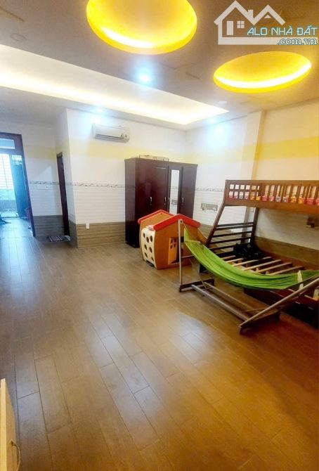 MẶT TIỀN KHU TÊN LỬA 100m2 5x20m 2 LẦU NHỈNH 12 TỶ - 3