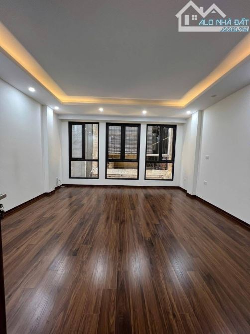 Bán nhà phố Hoàng Cầu, Đống Đa. Xây mới, 7 tầng thang máy, vừa ở vừa kd văn phòng. - 3