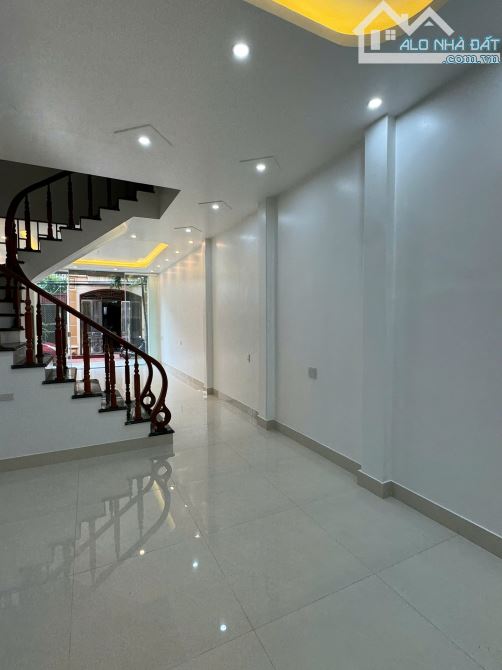 BÁN NHÀ TRẦN HƯNG ĐẠO, NGAY CỔNG TRƯỜNG LƯƠNG THẾ VINH - 4