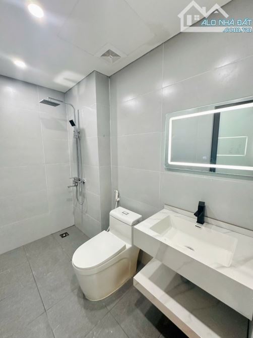 💥Bán Gấp Nhà Vip Tôn Dức Thắng, 7 Tầng Thang Máy, 1 Nhà Ra Phố, Ở - Kinh Doanh Đỉnh - 4