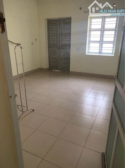 BÁN NHÀ 2.5 TẦNG MẶT ĐƯỜNG LÊ NGỌC HÂN - 4