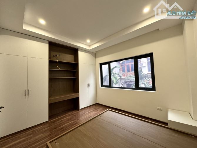 Bán nhà nguyễn văn cừ 37m 5 ngủ chỉ 6.2 tỷ 30m ra mặt phố 5p sang nội thành - 4