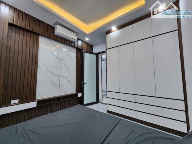 Tập thể T1 Trung Liệt Đống Đa 2 thoáng gần oto nhiều tiện ích - 4