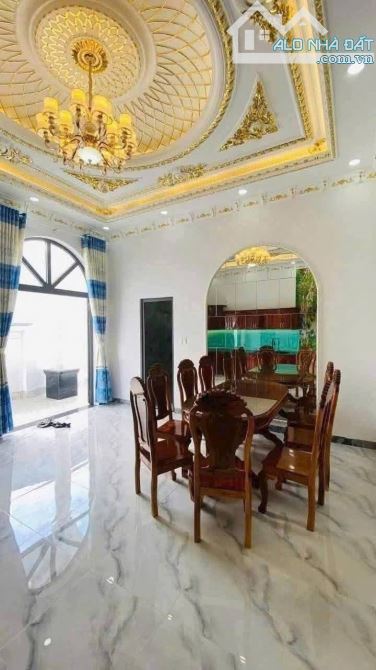 Nhà biệt thự P5 TP Tân An, Long An - 4