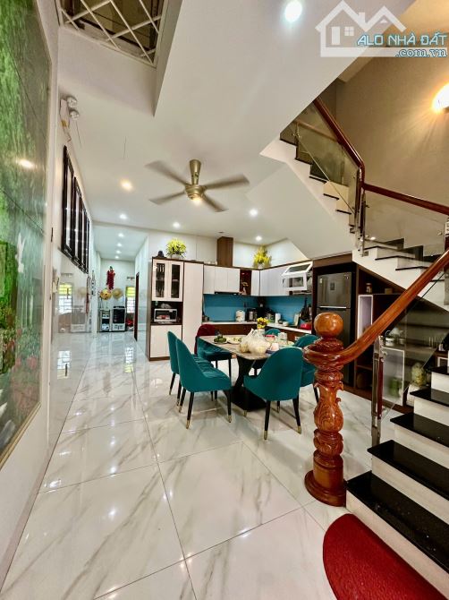 Bán nhà 4 tầng đường 10.5m Lê Sĩ - Hoà Xuân - Cẩm Lệ - 4