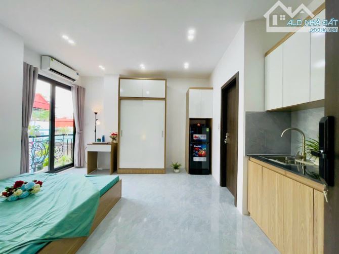 💥💥GIẢM CHÀO 2 TỶ - TÒA NHÀ 10 TẦNG 7 CHỖ ĐỖ CỬA CẦU GIẤY - CHO THUÊ 4 TỶ/NĂM - 4