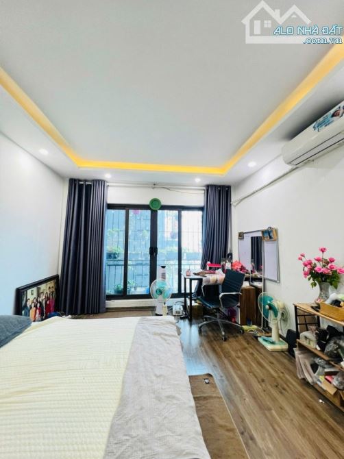 Bán nhà Trịnh Đình Cửu, Hoàng Mai. 31m2 x 6 Tầng. LÔ GÓC. Ô TÔ. 1 NHÀ RA PHỐ. Hơn 8 Tỷ. - 4