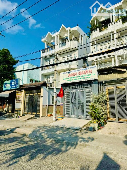 Nhà Bán Mặt tiền 3 Lầu đúc có hoàn công. Nhà thuộc khu VIP P15.Q8 - 4