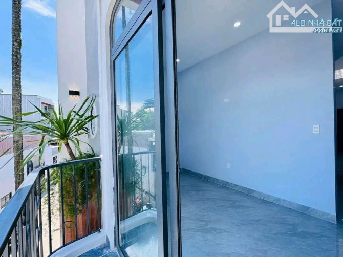 NỢ CỜ BẠC EM CẦN TIỀN TRẢ NỢ BÁN GẤP NHÀ LẦU SỔ SẴN CHỈ 700TR NHẬN NHÀ NGAY - 4