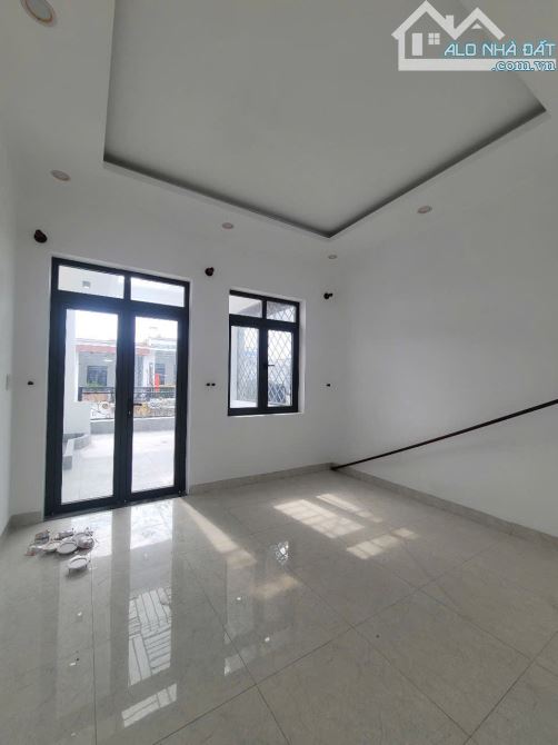 nhà 60m2 3ty750 TL 1 trệt 2 lầu, đúc 3 tấm,trục chính KDC, p.Bình Chuẩn - 4