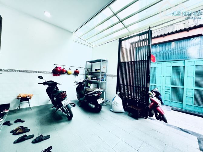 Bán nhà 3 tầng, 85m2, Phạm Văn Bạch, P15, Tân Bình, SHR,nhỉnh 8 tỷ - 4