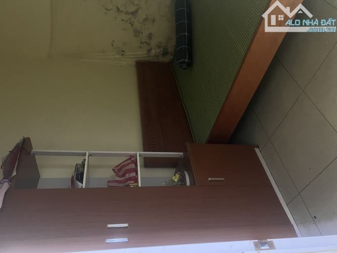 CC/ Chính chủ gửi bán căn nhà 1 tầng ngõ phố Việt Hoà thược khu 7 Việt Hoà TPHD. Dt55,9m - 4