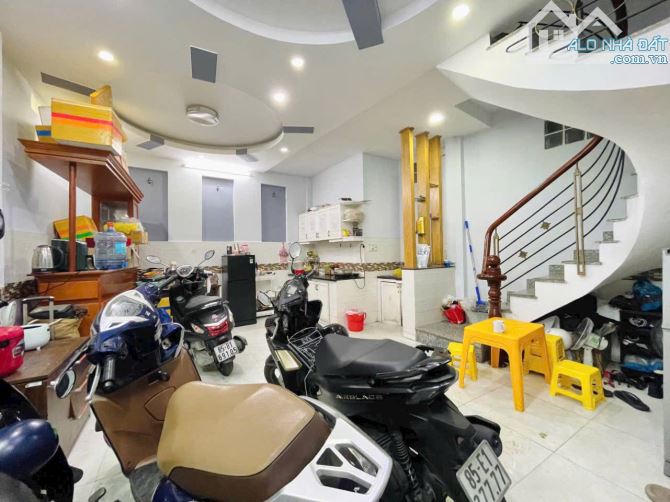 BÁN GẤP TRONG THÁNG ĐỂ ĐỊNH CƯ - MẶT TIỀN PHAN ĐĂNG LƯU - 39M² - 4 TẦNG - 4