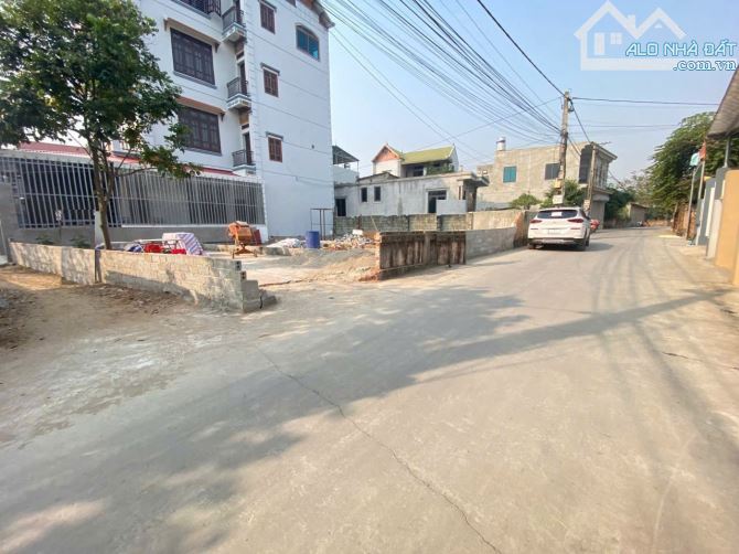 68,7M trục kinh doanh Đông Phương Yên, lô góc giá đầu tư chỉ 2,89 tỉ - 4