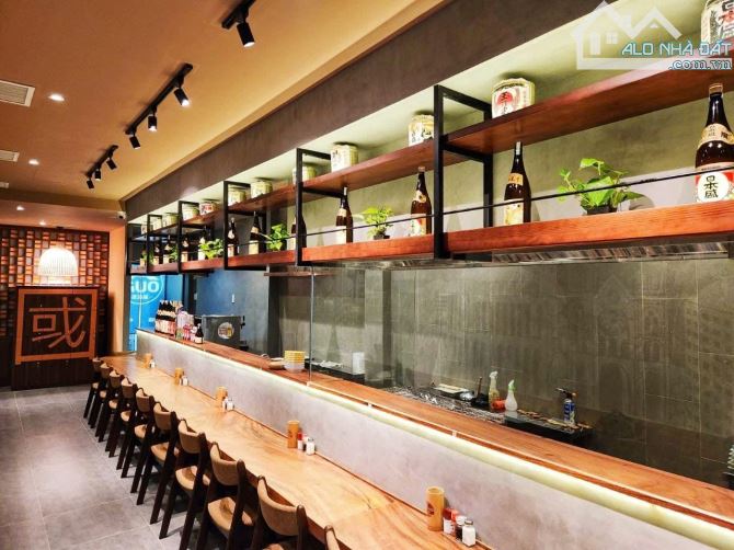 VỊ TRÍ VÀNG - NHÀ MẶT TIỀN TÔN THẤT THIỆP, QUẬN 1 - NGAY SÀI GÒN CENTER - 4