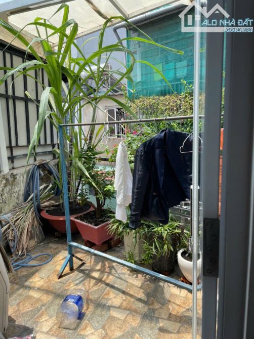 Nhà 2 tầng đường TÂN THỚI NHẤT 10, phường TÂN THỚI NHẤT, Q12, dt 48m2 (3mx17m). 4,1Tỷ - 4
